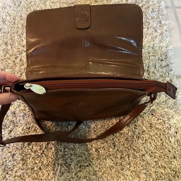 Ashwood Brown Leather Crossbody Bag Heavy Metal Hardware - Picture 8 of 10